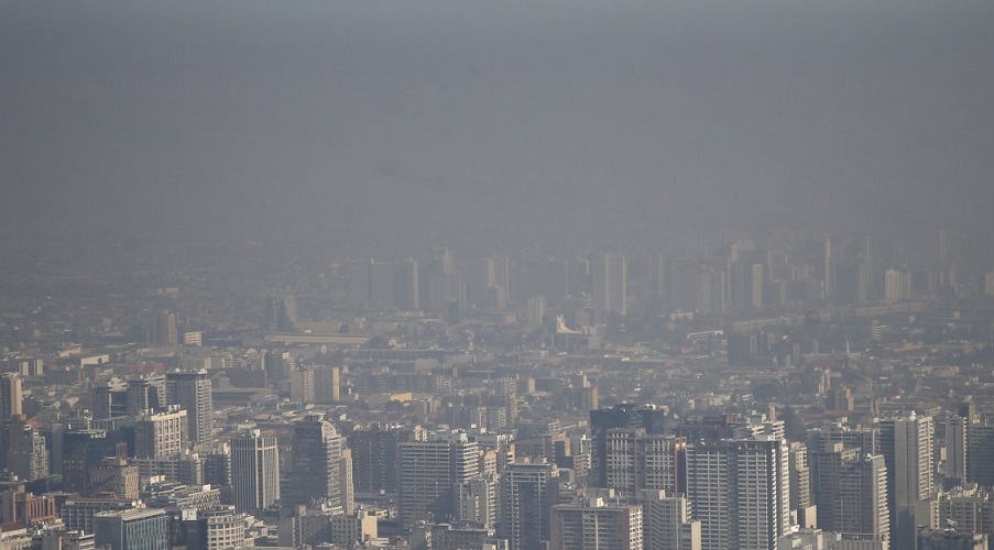 Contaminación atmosférica: académicos creen que falta comunicación de riesgo, mayor fiscalización y medidas más radicales